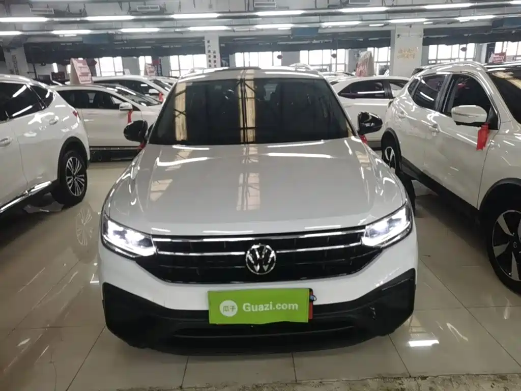 Tiguan L 300 TSI Auto 2 WD Smart Enjoyment