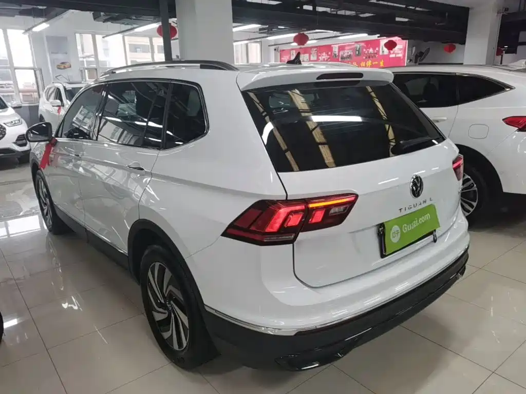 Tiguan L 300 TSI Auto 2 WD Smart Enjoyment