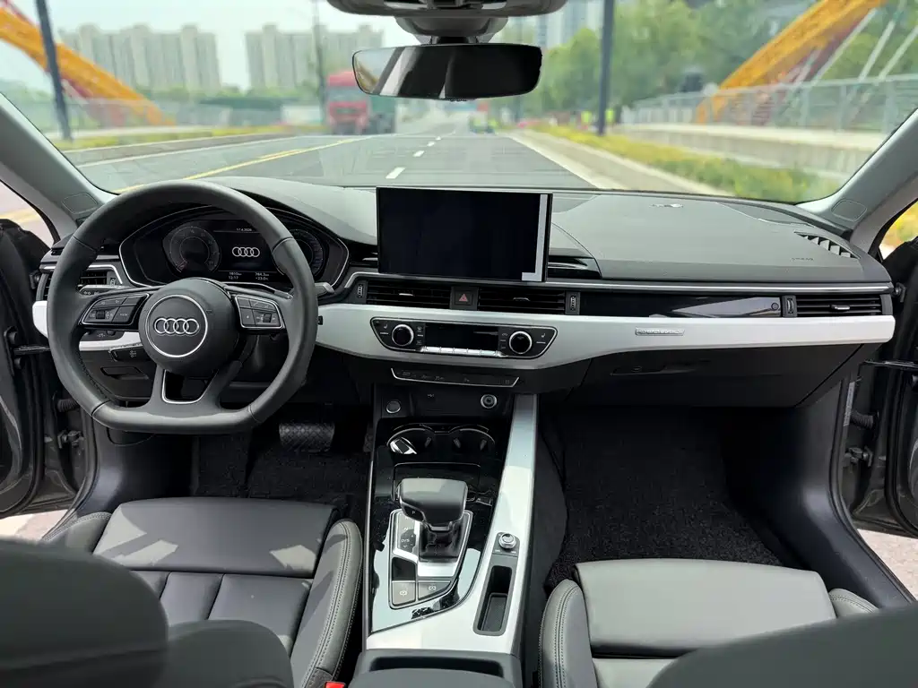 Audi A5 (Import) Sportback 40 TFSI quattro Luxury Dynamic