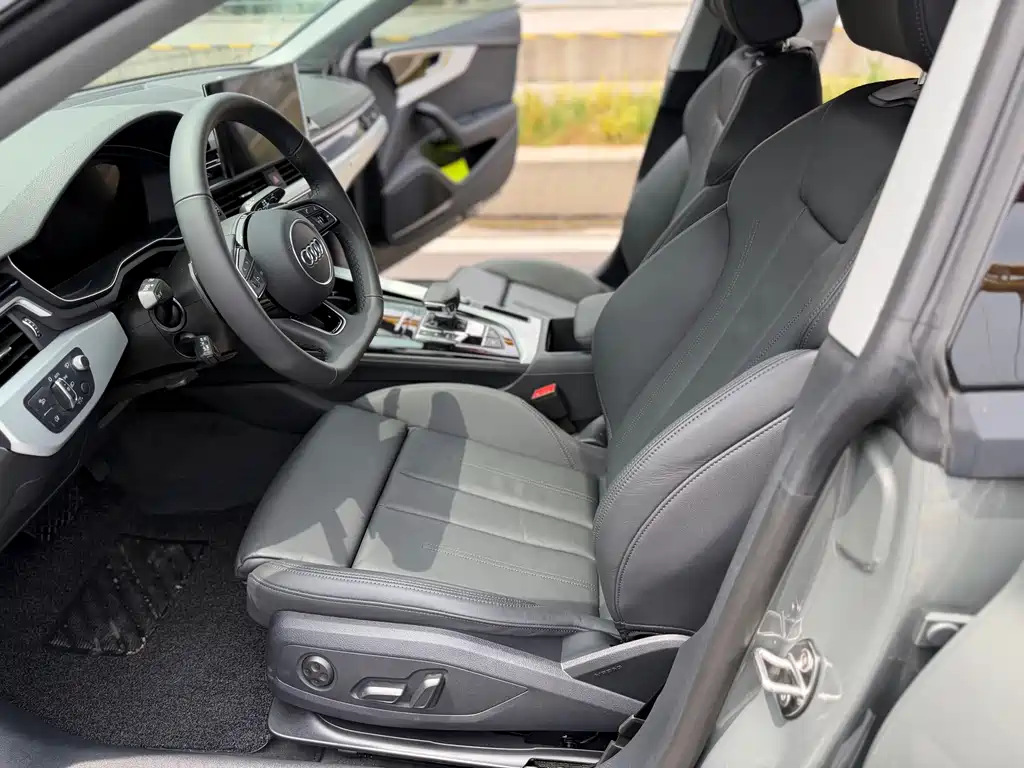 Audi A5 (Import) Sportback 40 TFSI quattro Luxury Dynamic