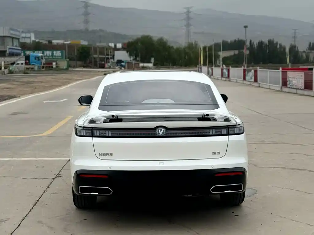Eado 逸动 2026款 第四代 1.5 T 500 Bar 智享型