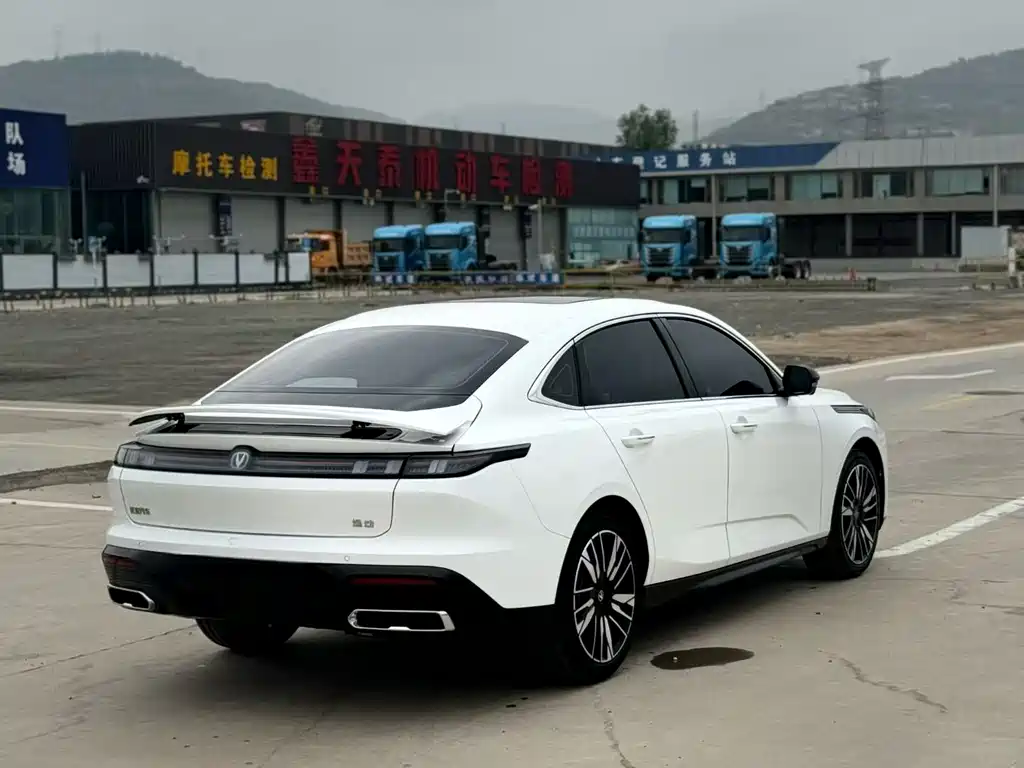 Eado 逸动 2026款 第四代 1.5 T 500 Bar 智享型