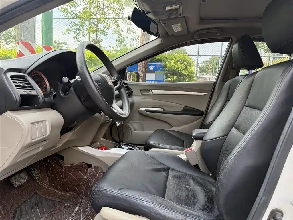 City Classic 1.5 L Auto Elite