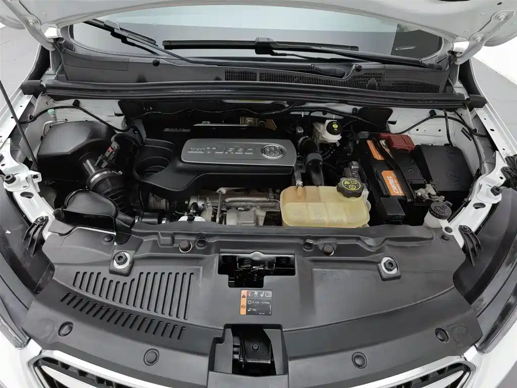 Encore 18 T Auto 2 WD Urban Fashion