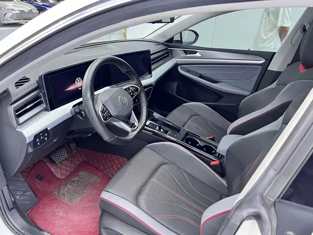Lamando Lamando L 280 TSI DSG Spicy Cool