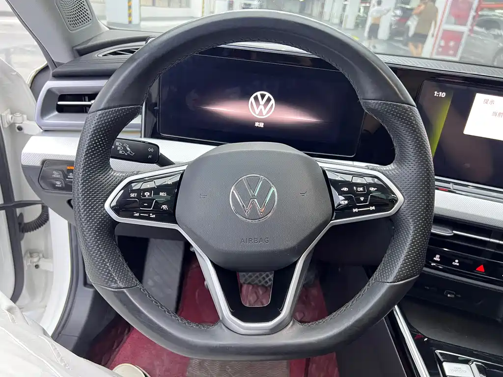 Lamando Lamando L 280 TSI DSG Spicy Cool