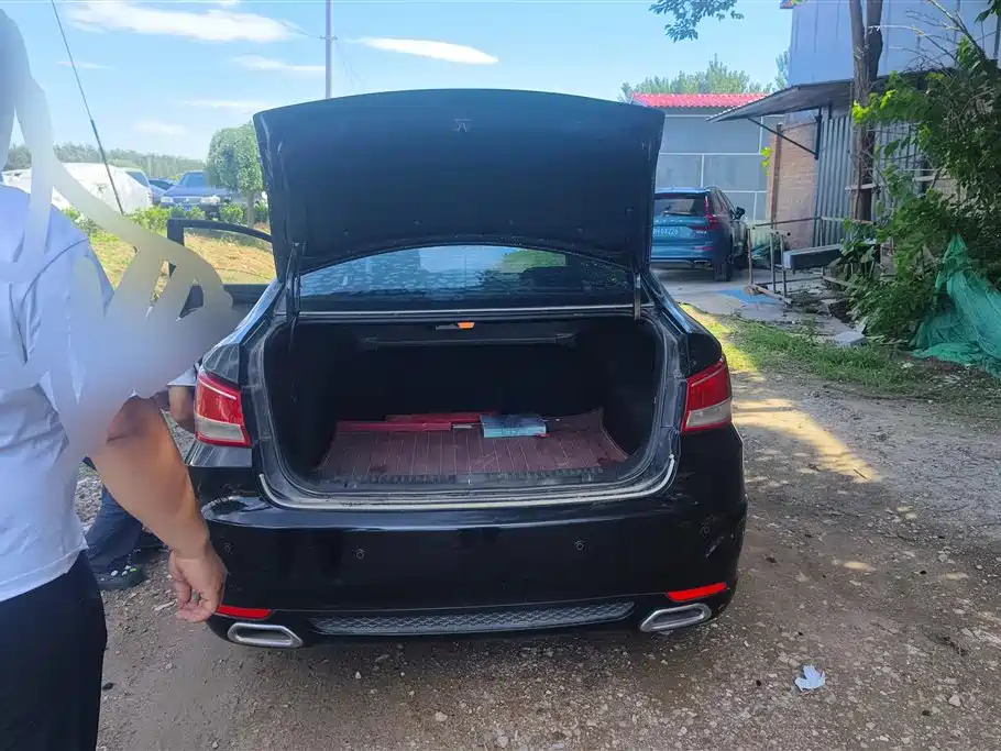 Family 福美来 2014款 M5 1.6 L 手动舒适型