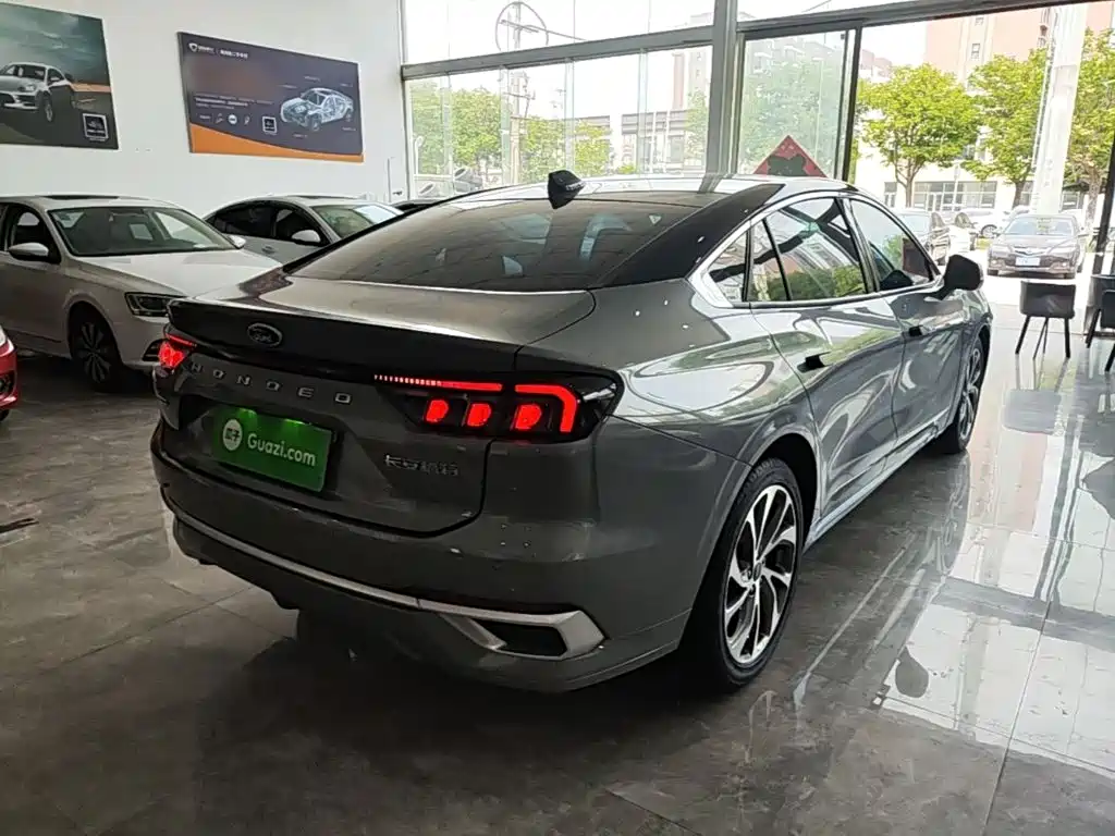 Mondeo Facelift EcoBoost 245 Supreme
