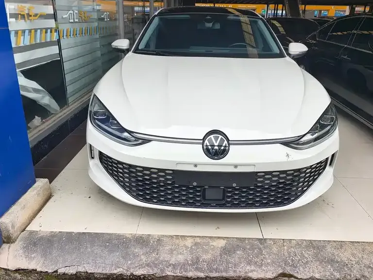 Volkswagen Lamando Lamando L 280 TSI DSG Spicy Cool