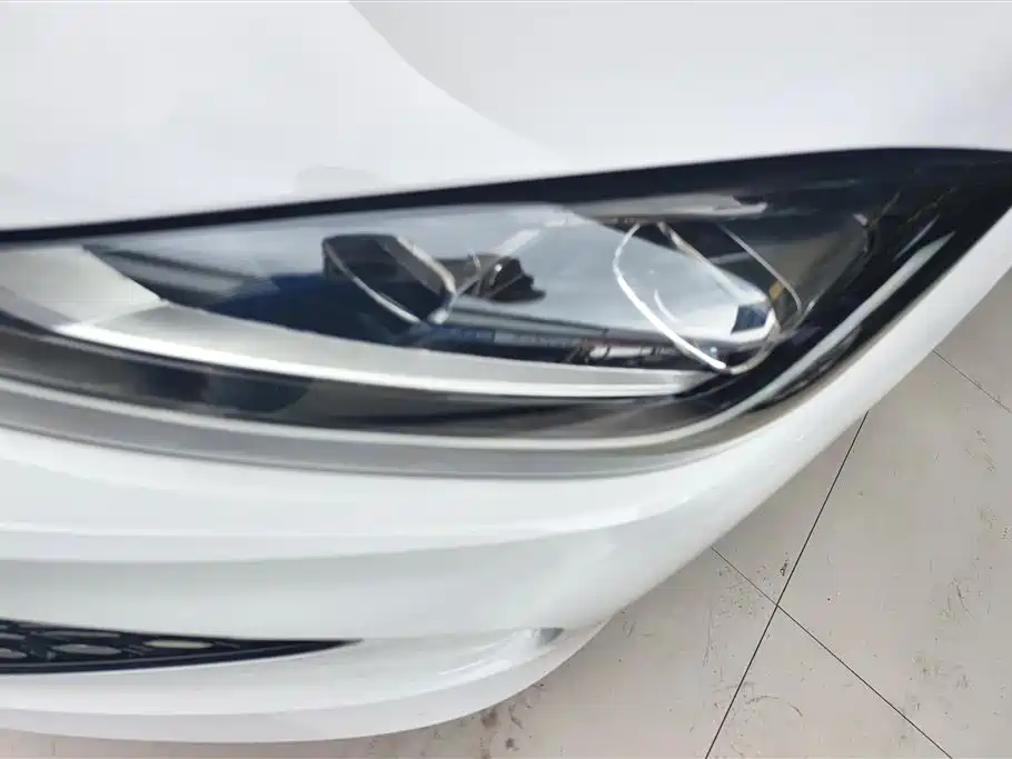 Lamando Lamando L 280 TSI DSG Spicy Cool