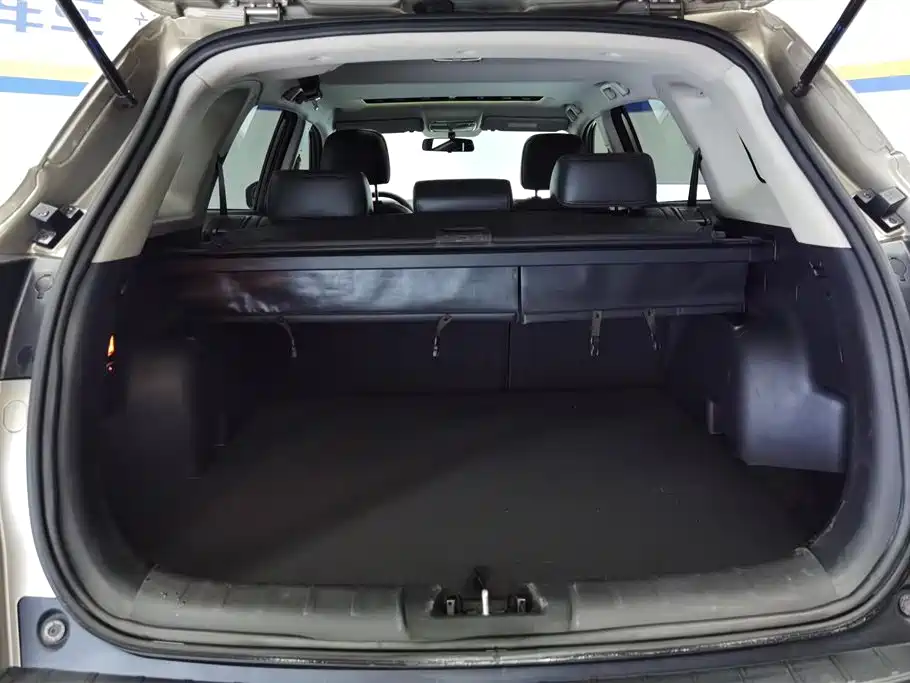 Changan CS75 1.8 T Auto Elite CN-IV