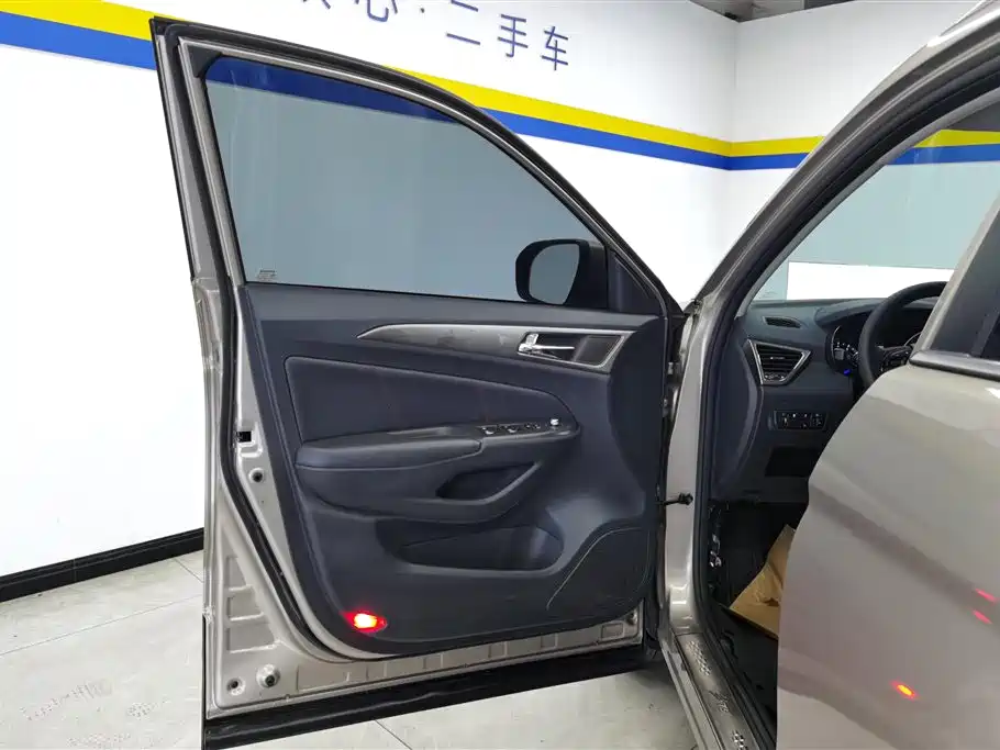 Changan CS75 1.8 T Auto Elite CN-IV