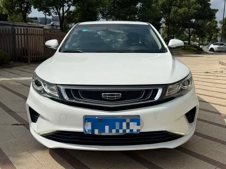 Geely Emgrand GL 1.4 T CVT Distinguished