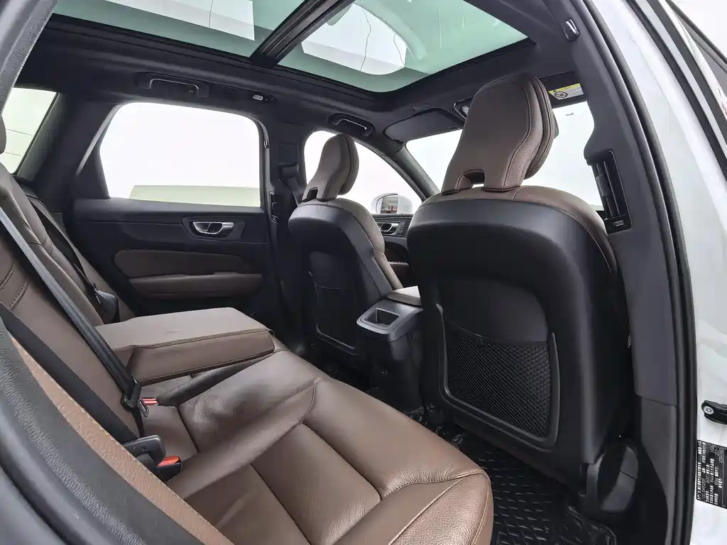 Volvo XC60 B5 4 WD Smart Vision Luxury