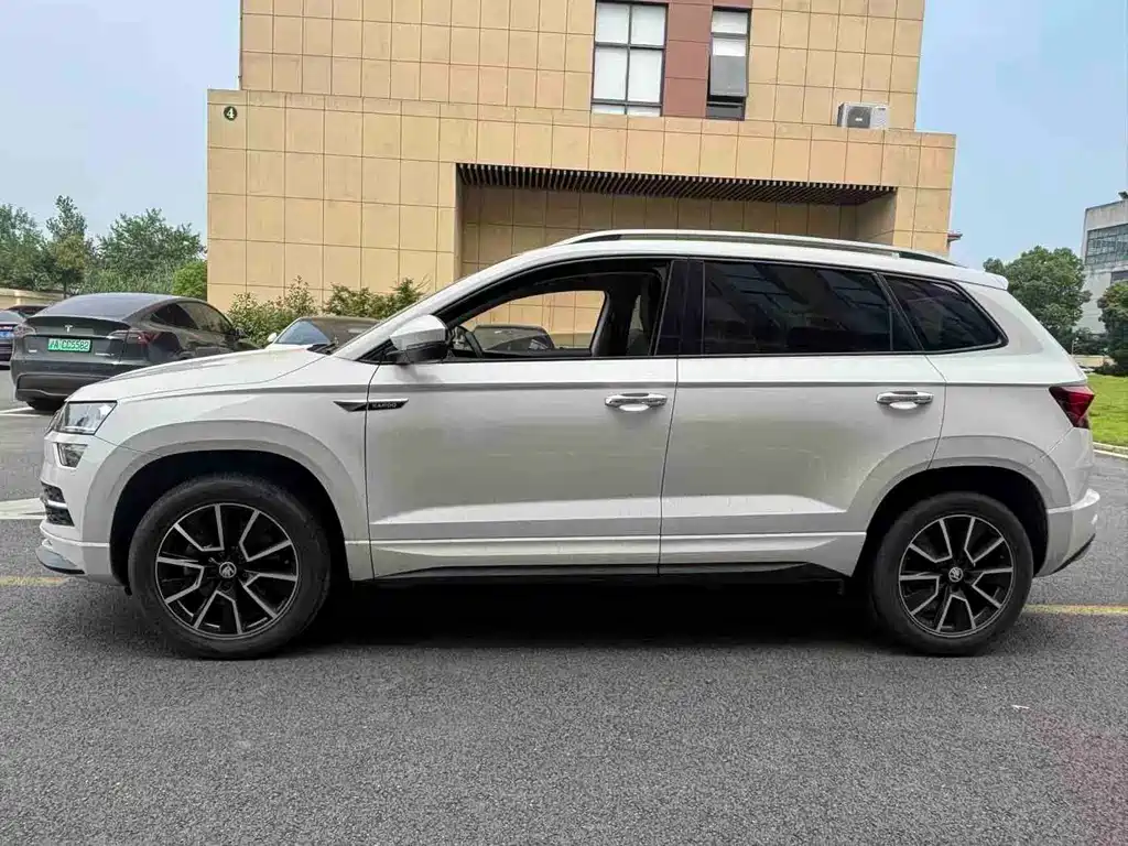 Karoq TSI280 Premium