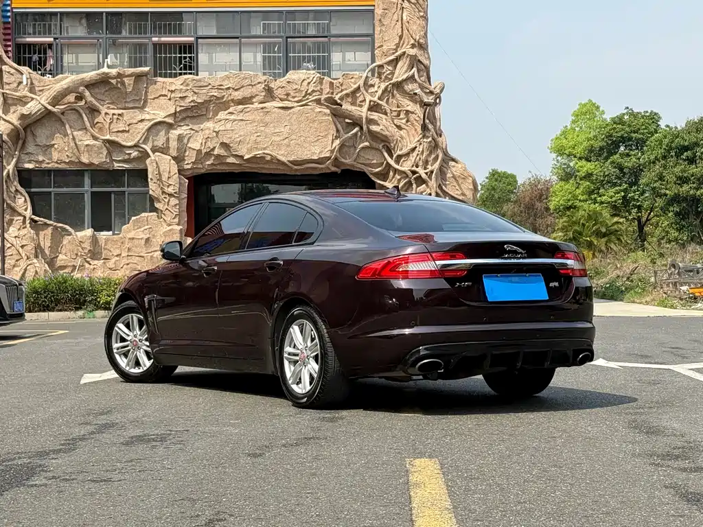Jaguar XF XF 2.0 T Elegance