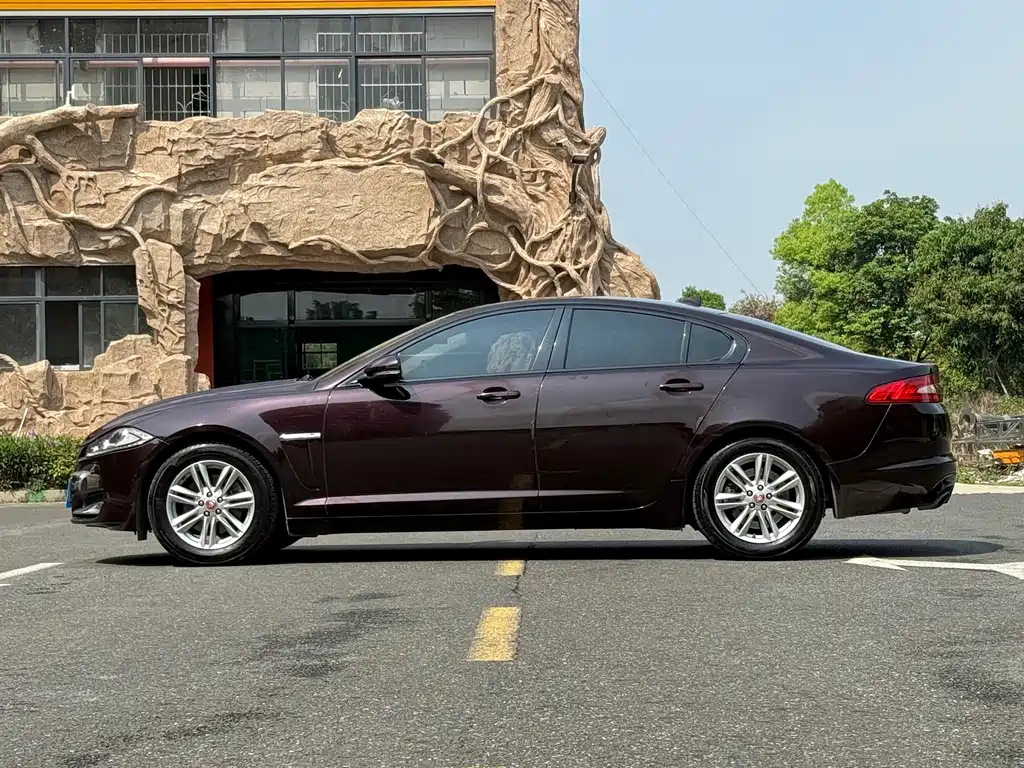 Jaguar XF XF 2.0 T Elegance