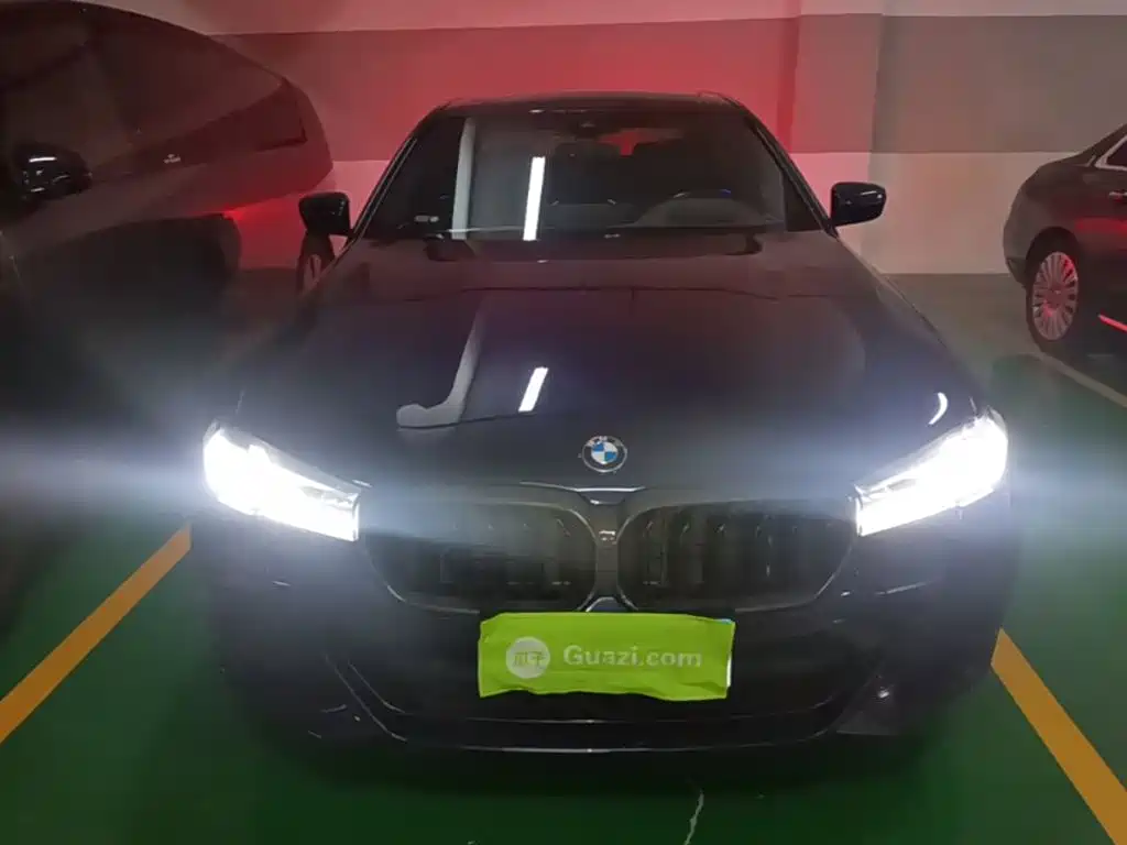 BMW 5 Series (Import) Facelift II 540 i Style M Sport Package