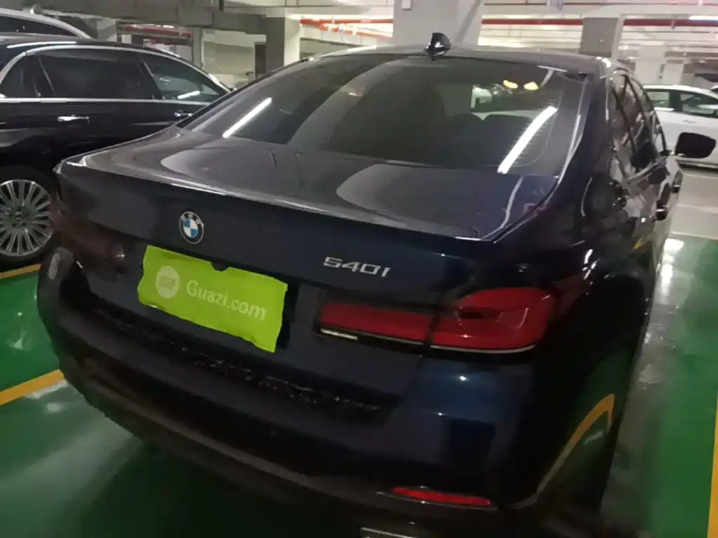 BMW 5 Series (Import) Facelift II 540 i Style M Sport Package