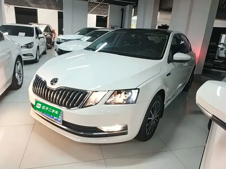 Skoda Octavia TSI230 DSG Luxury