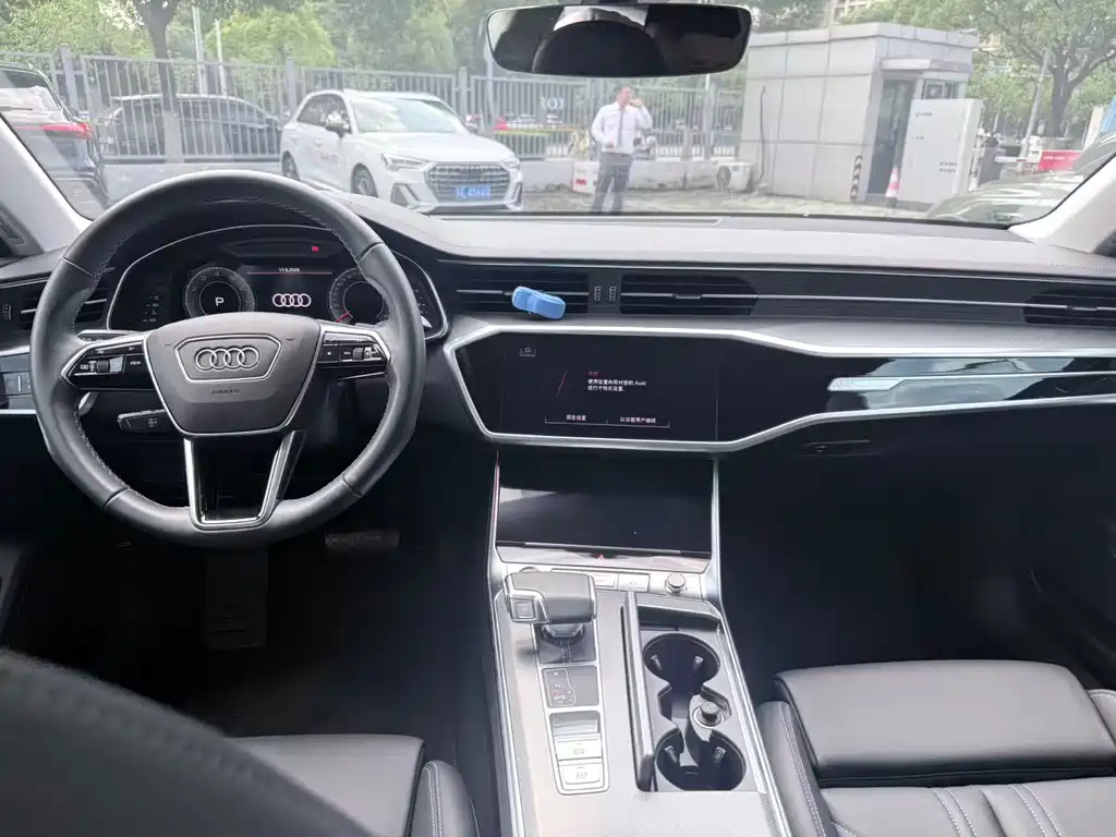 Audi A7 45 TFSI Select
