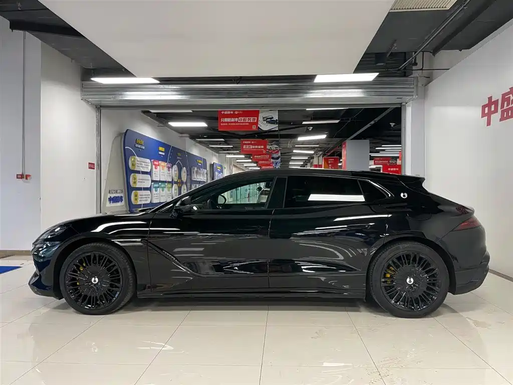Denza Z9 GT 1100 4 WD Max