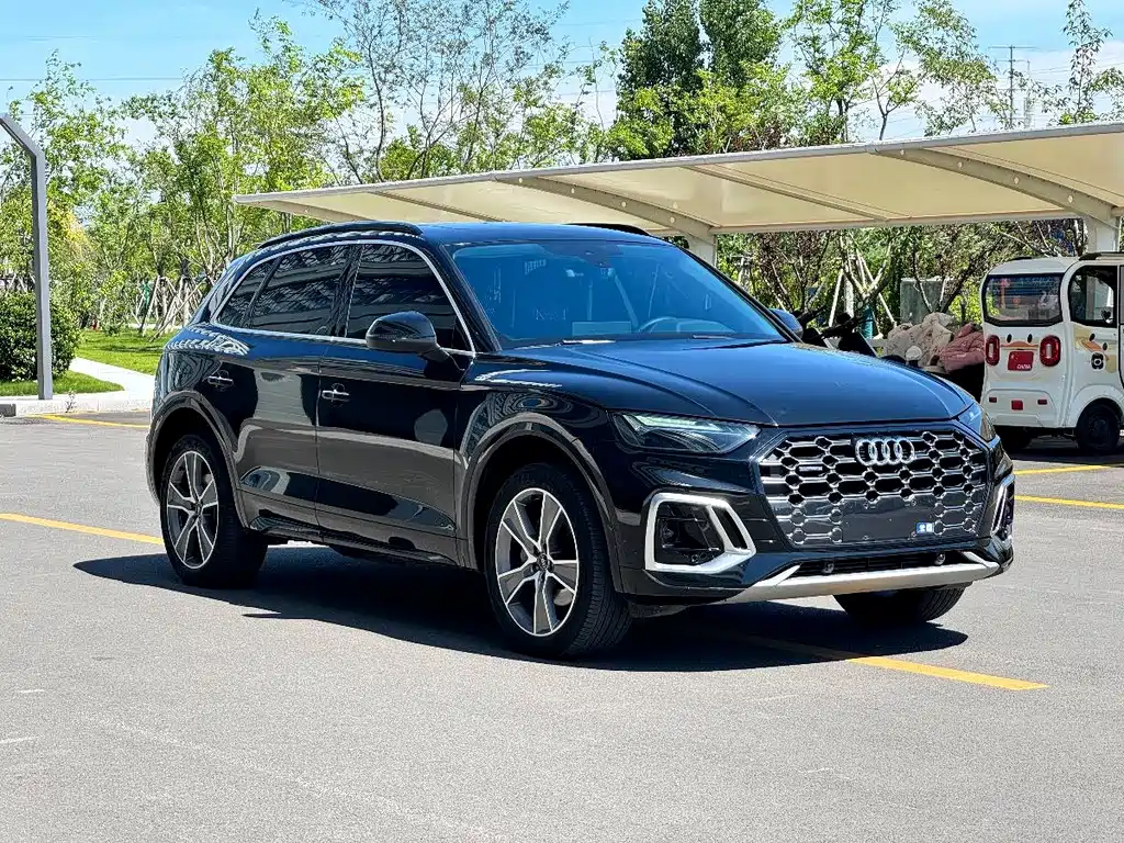 Audi Q5 L Facelift 45 T Luxury Dynamic