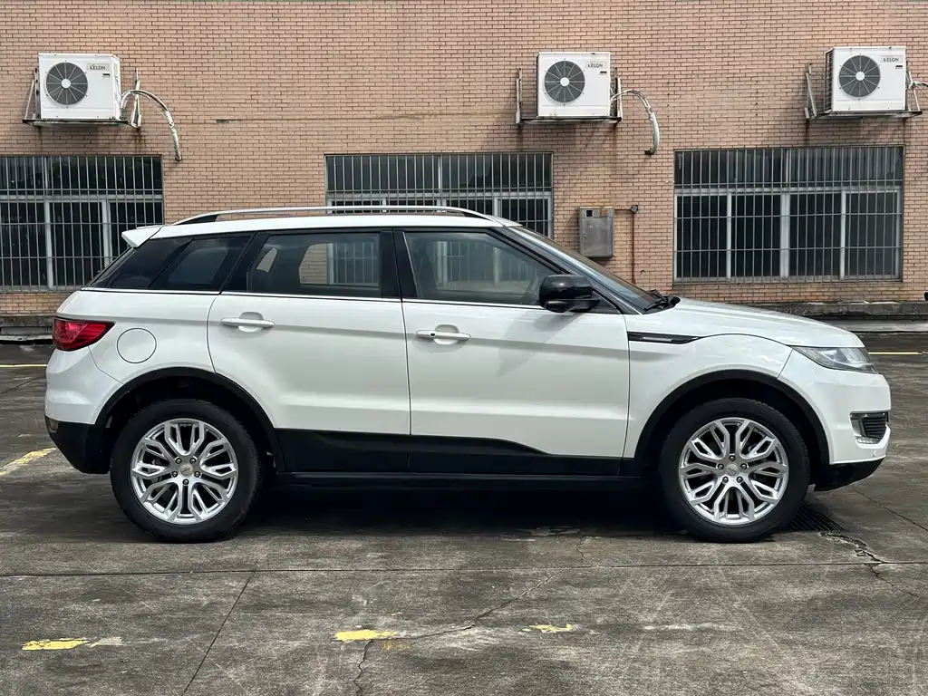 Landwind X7 2.0 T Panoramic Distinguished