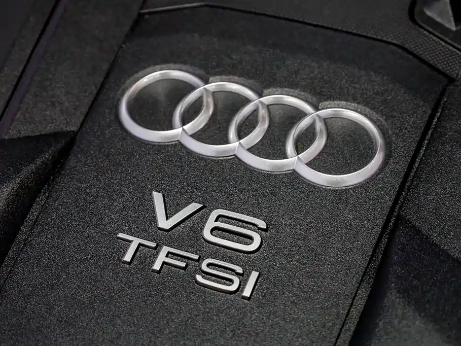 Audi A8 奥迪A8 2024款 A8 L 50 TFSI quattro 尊享型