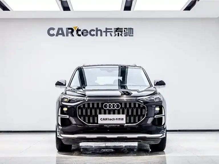 Audi Q6 40 TFSI quattro Cloud View Feather Package 7-seat