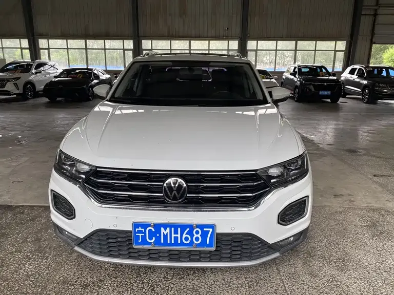 Volkswagen T-ROC 280 TSI DSG 2 WD Comfort Enjoyment PLUS