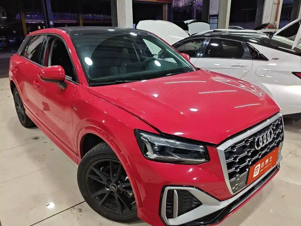 Audi Q2 L 35 TFSI Progressive Dynamic