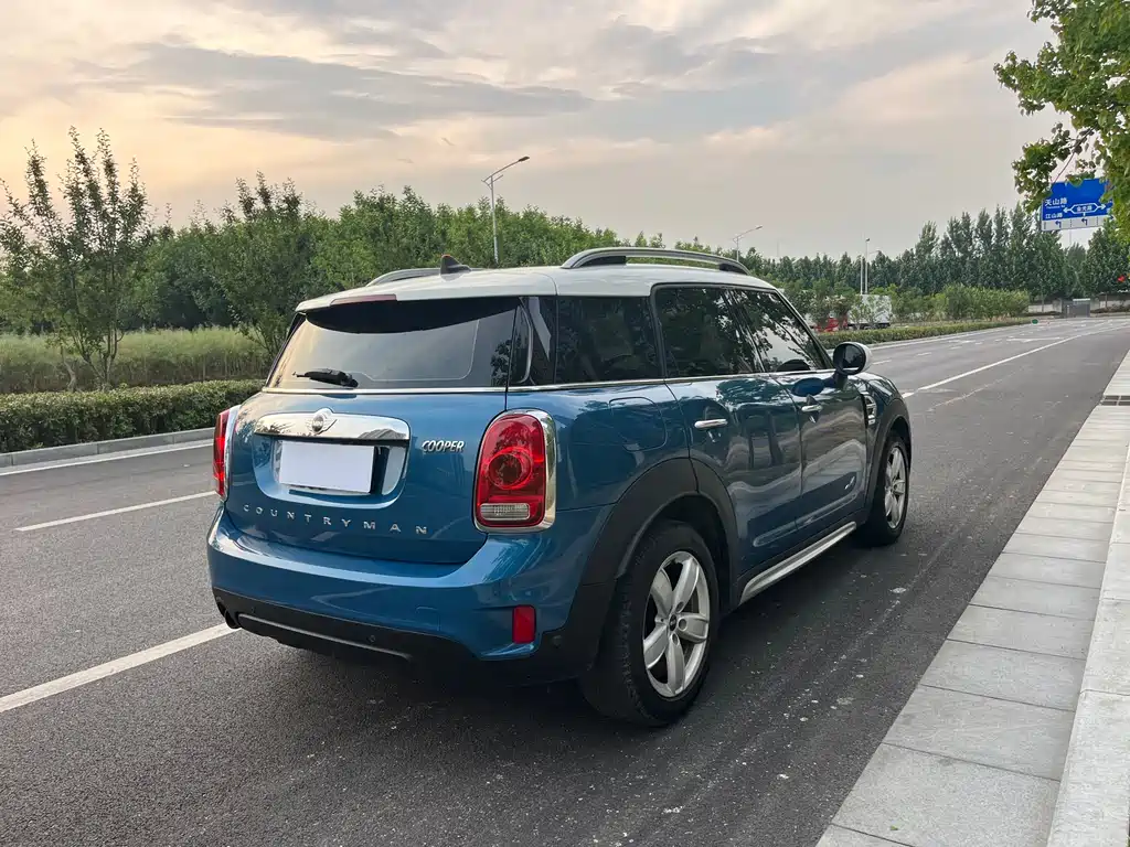 MINI COUNTRYMAN 1.5 T COOPER ALL4