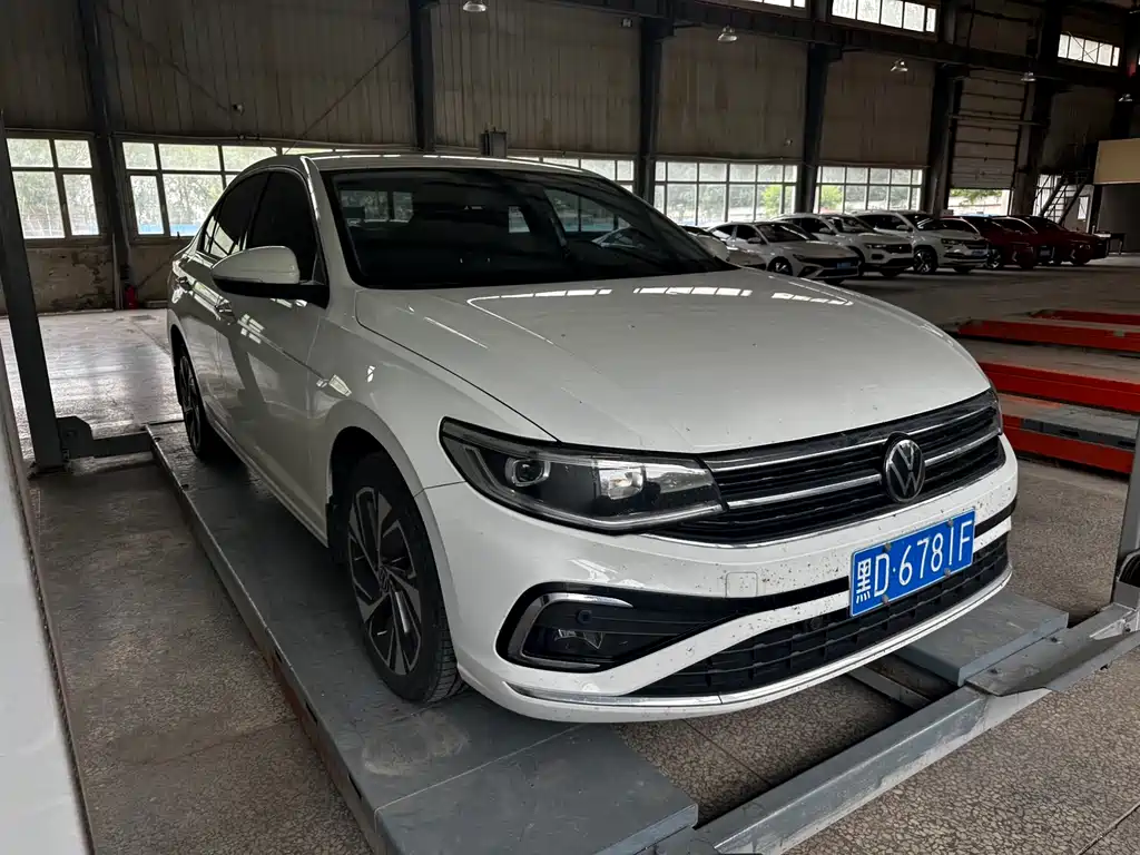 Bora 200 TSI DSG Joy Travel PRO
