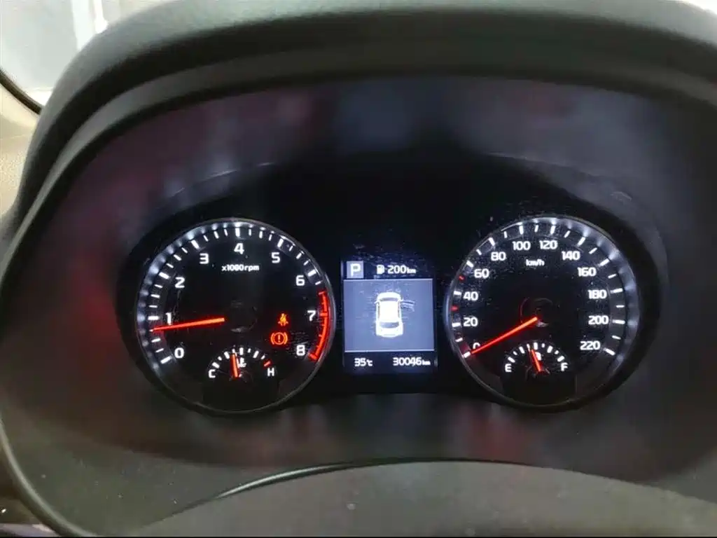 Stonic 1.4 L CVT Sunroof