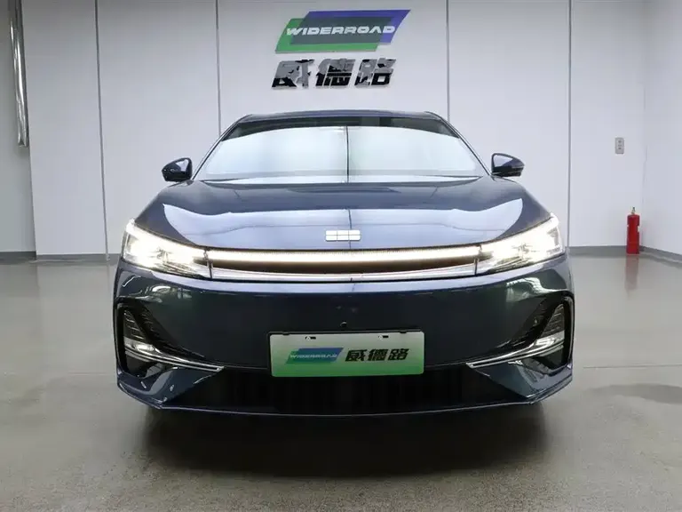 Geely Galaxy A7 银河A7 EM 2025款 EM-i 150 km 星舰版