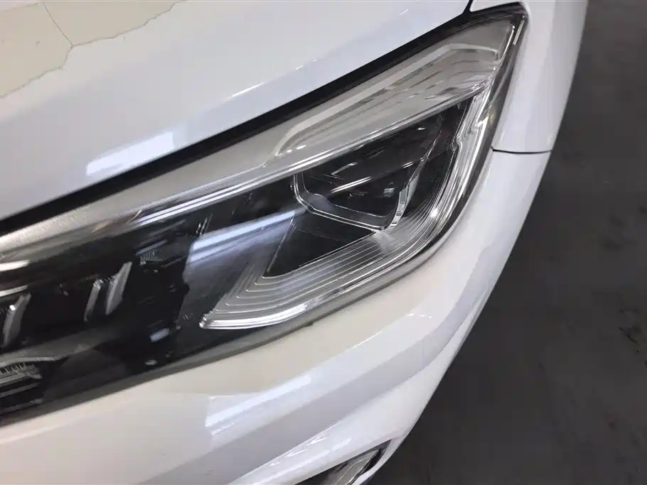 Changan CS75 Glory Million 280 T DCT Luxury