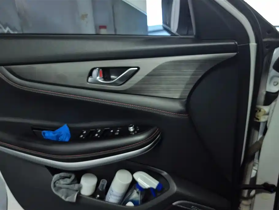 Changan CS75 Glory Million 280 T DCT Luxury