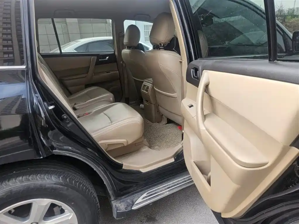Highlander 2.7 L 2 WD 5-seat Elite