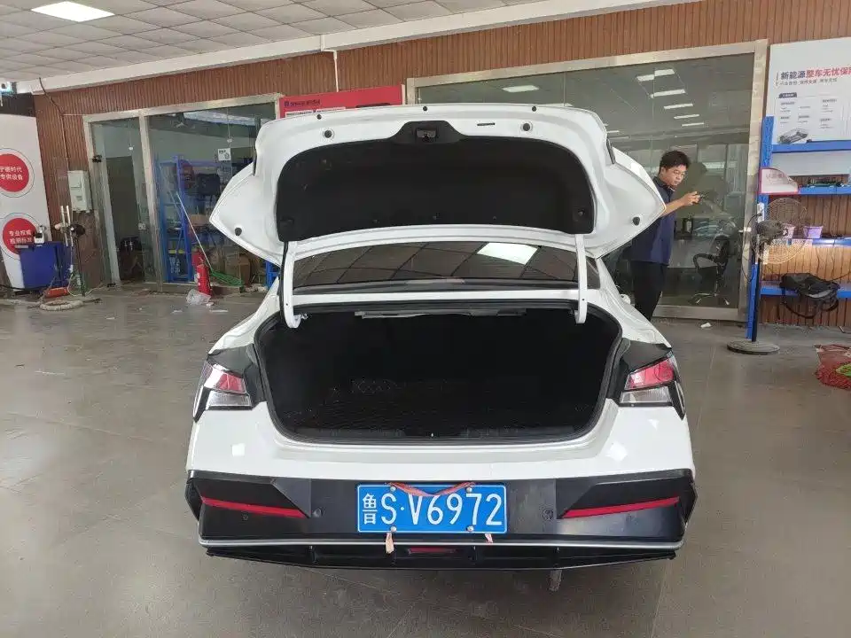 Elantra 1.5 L CVT GLX Elite