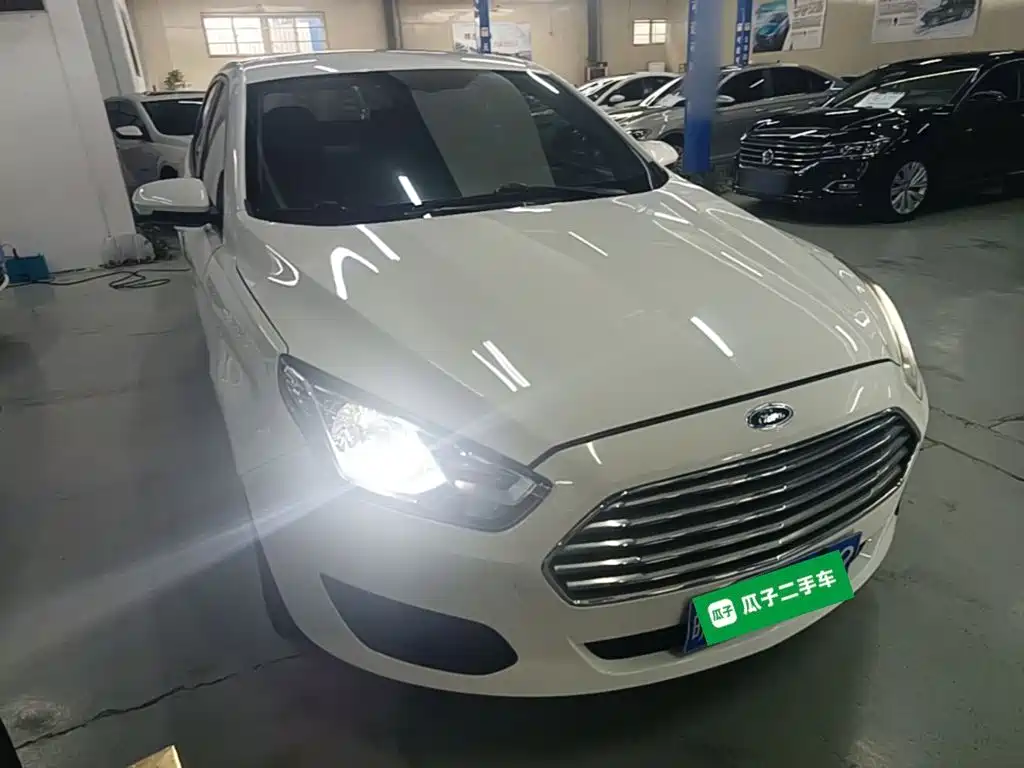 Escort Facelift 1.5 L Auto Quality Enjoyment CN-VI