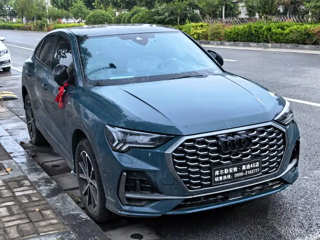 Audi Q3 Sportback 45 TFSI quattro Launch Special Edition