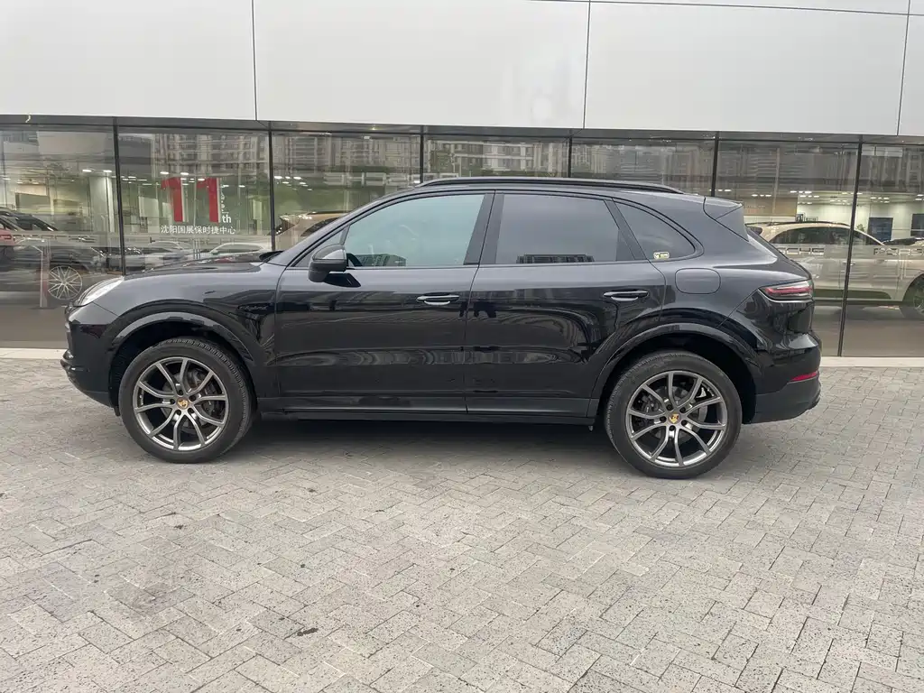 Cayenne NEV Cayenne E-Hybrid 2.0 T Platinum