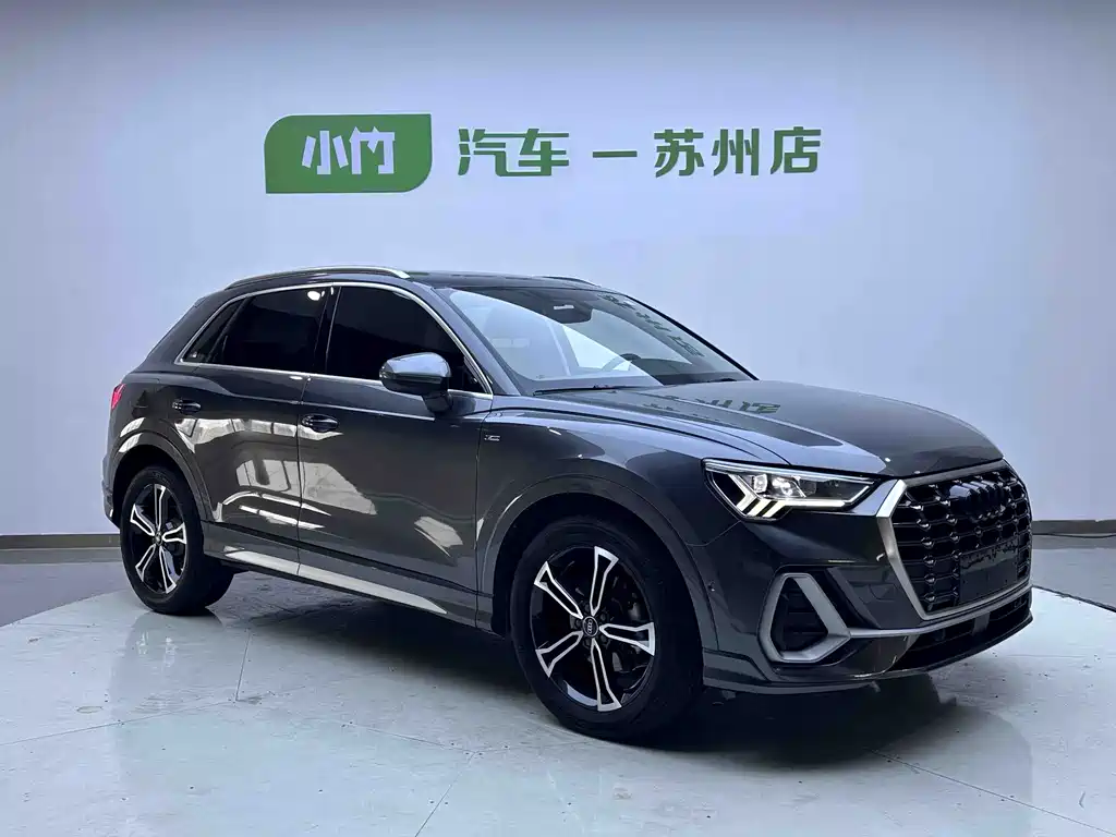 Audi Q3 35 TFSI Fashion Dynamic (1.4 T)