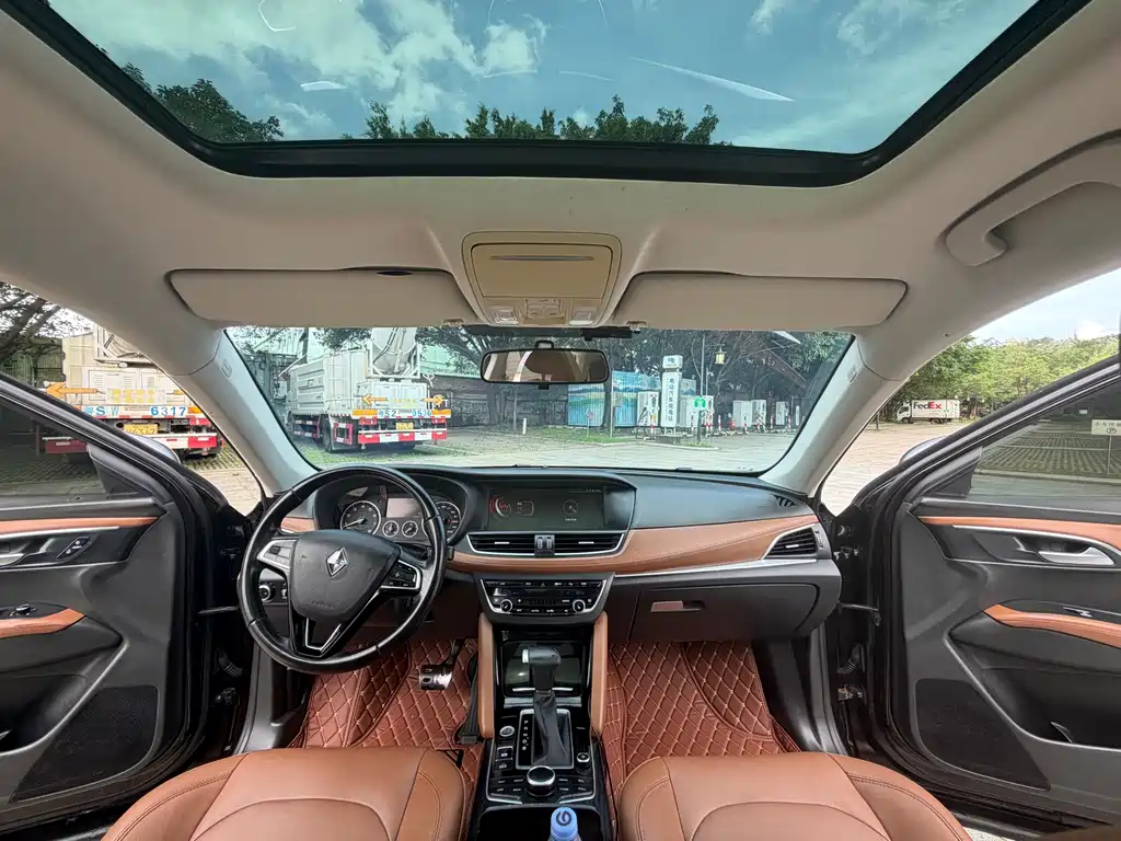 Borgward BX7 28 T 2 WD Quality Enjoyment 5-seat CN-V