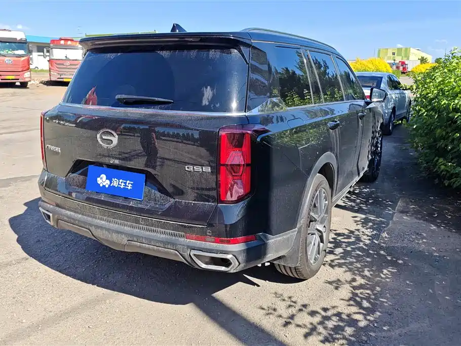 GAC Trumpchi GS8 Navigator Series 2.0 TGDI 2 WD Luxury 5-seat