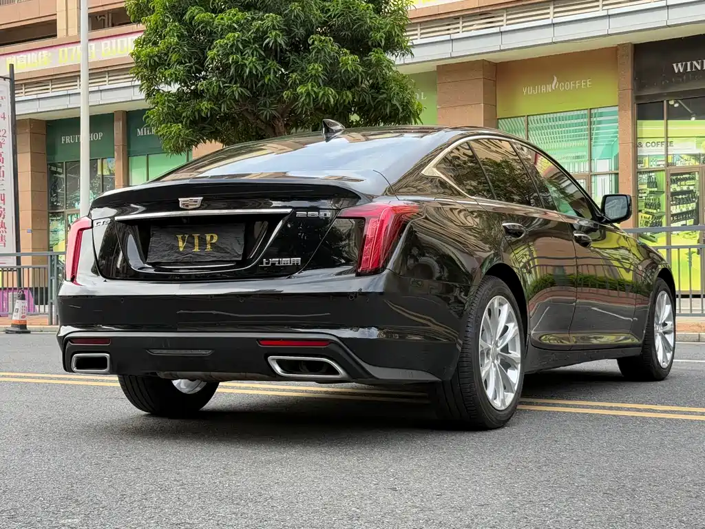 Cadillac CT5 28 T Luxury (Standard)