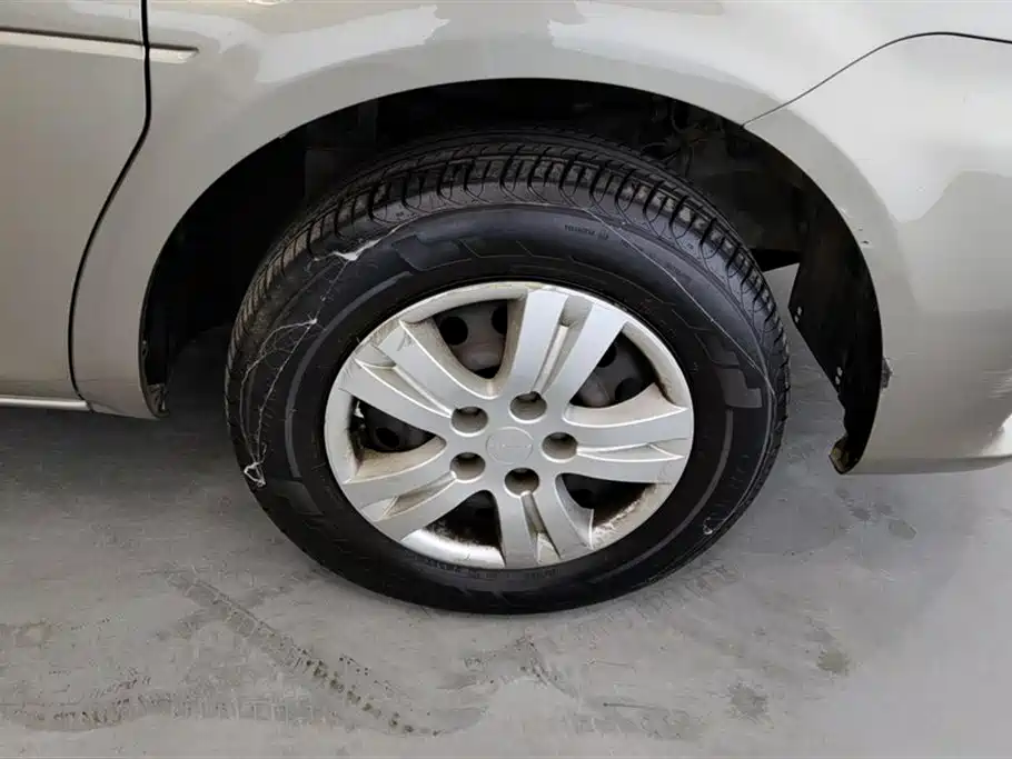 Lingzhi 菱智 2022款 奋斗款 M5 L 2.0 L 基本型 7座
