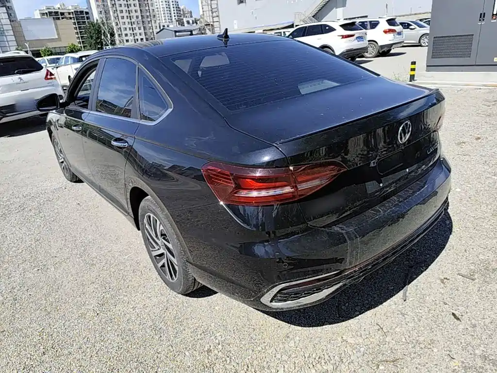 Lavida 300 TSI DSG Starry Sky Manyi