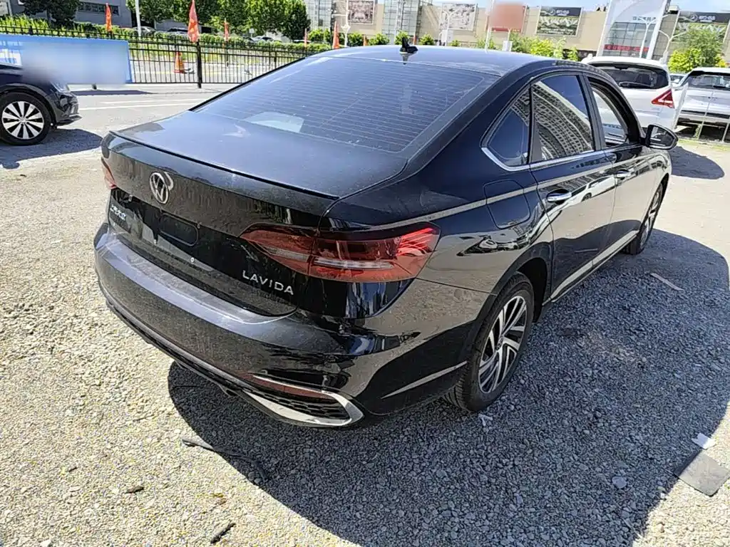 Lavida 300 TSI DSG Starry Sky Manyi